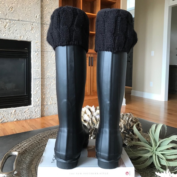 HUNTER ORIGINAL TALL MATTE BLACK RAIN BOOTS WITH LINER - Picture 5 of 15